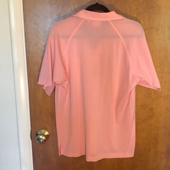 GUC London fog pink polo shirt! Size M - Picture 3 of 3